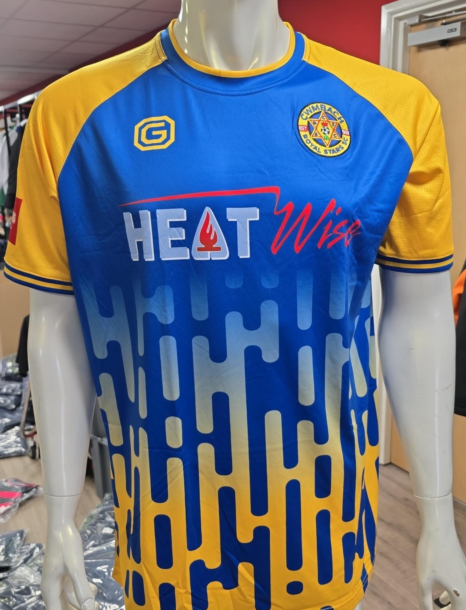 CWMBACH ROYAL STARS REPLICA SHIRT